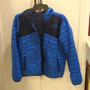 North Face Thermoball Reversible Boy's Jacket Size Large